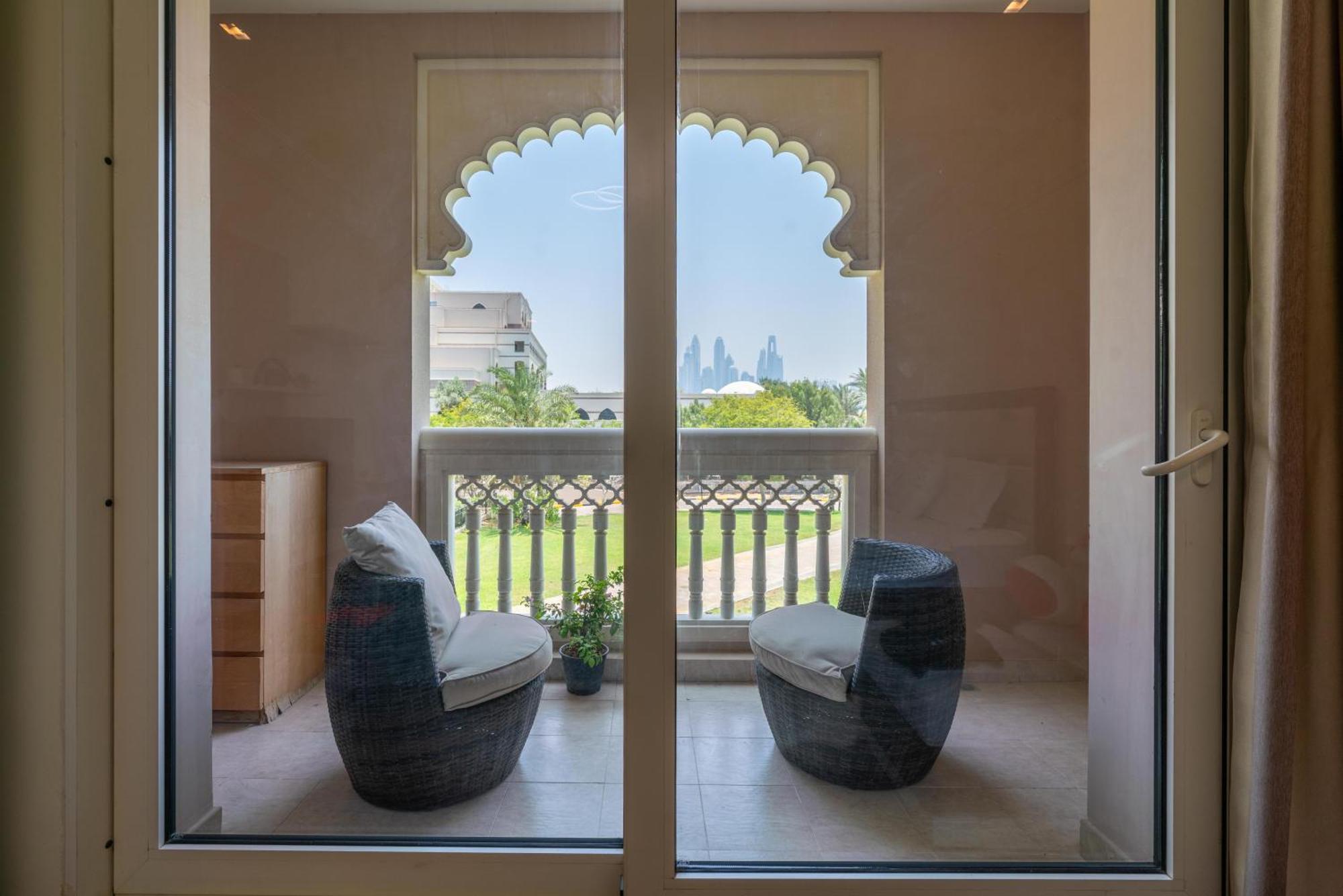 Samaya Homes - The Palm Modern 1b With Access