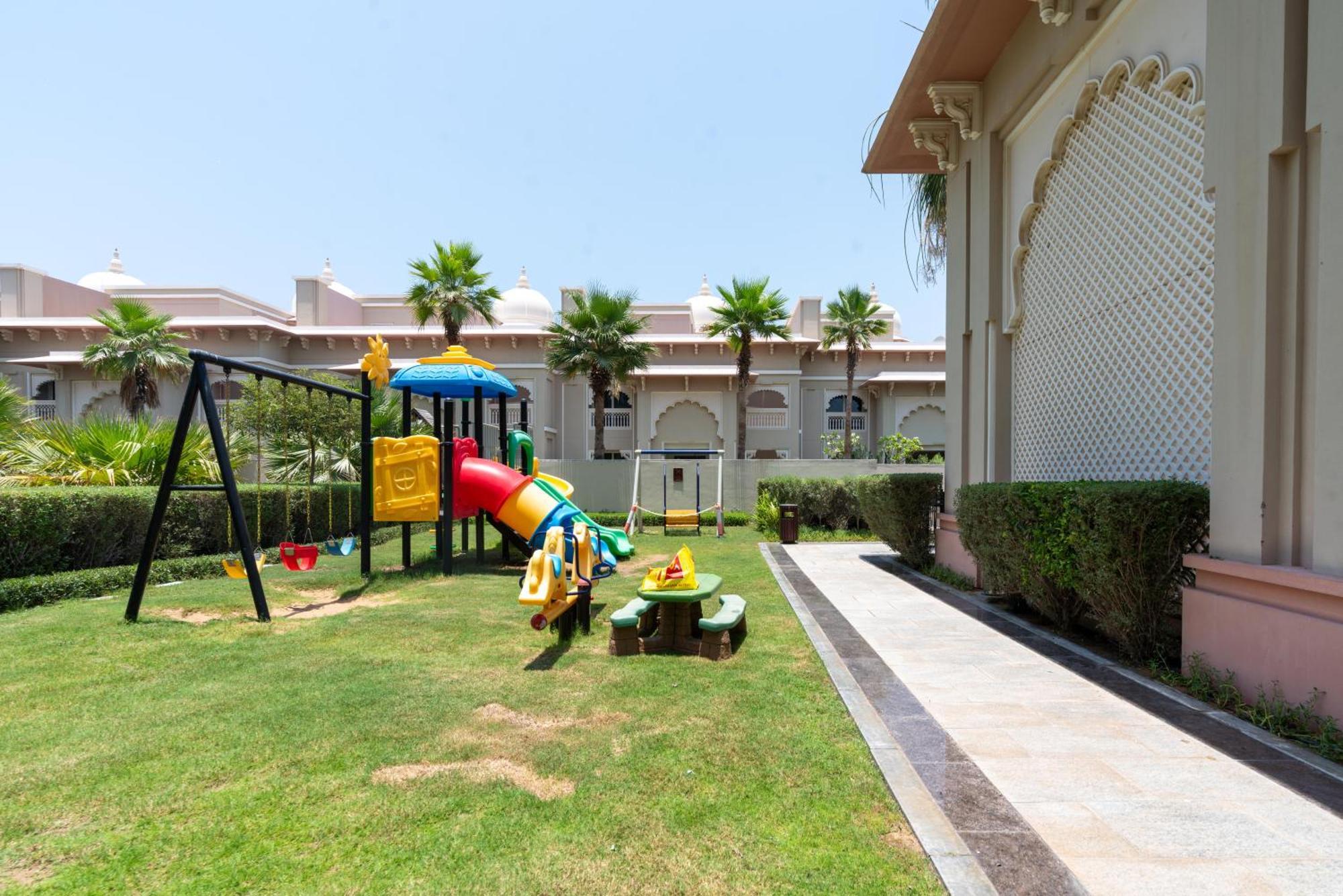 Samaya Homes - The Palm Modern 1b With Access * Dubai