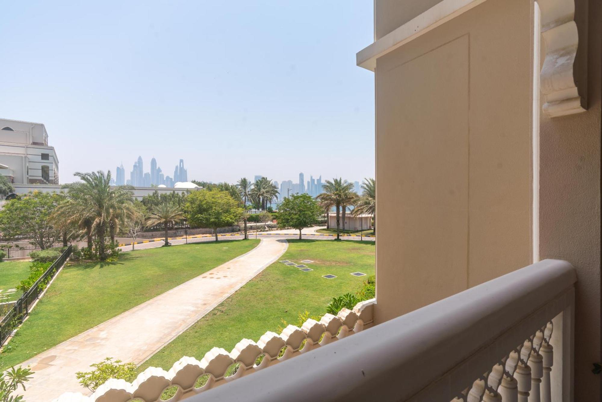 Samaya Homes - The Palm Modern 1b With Access Appartement *