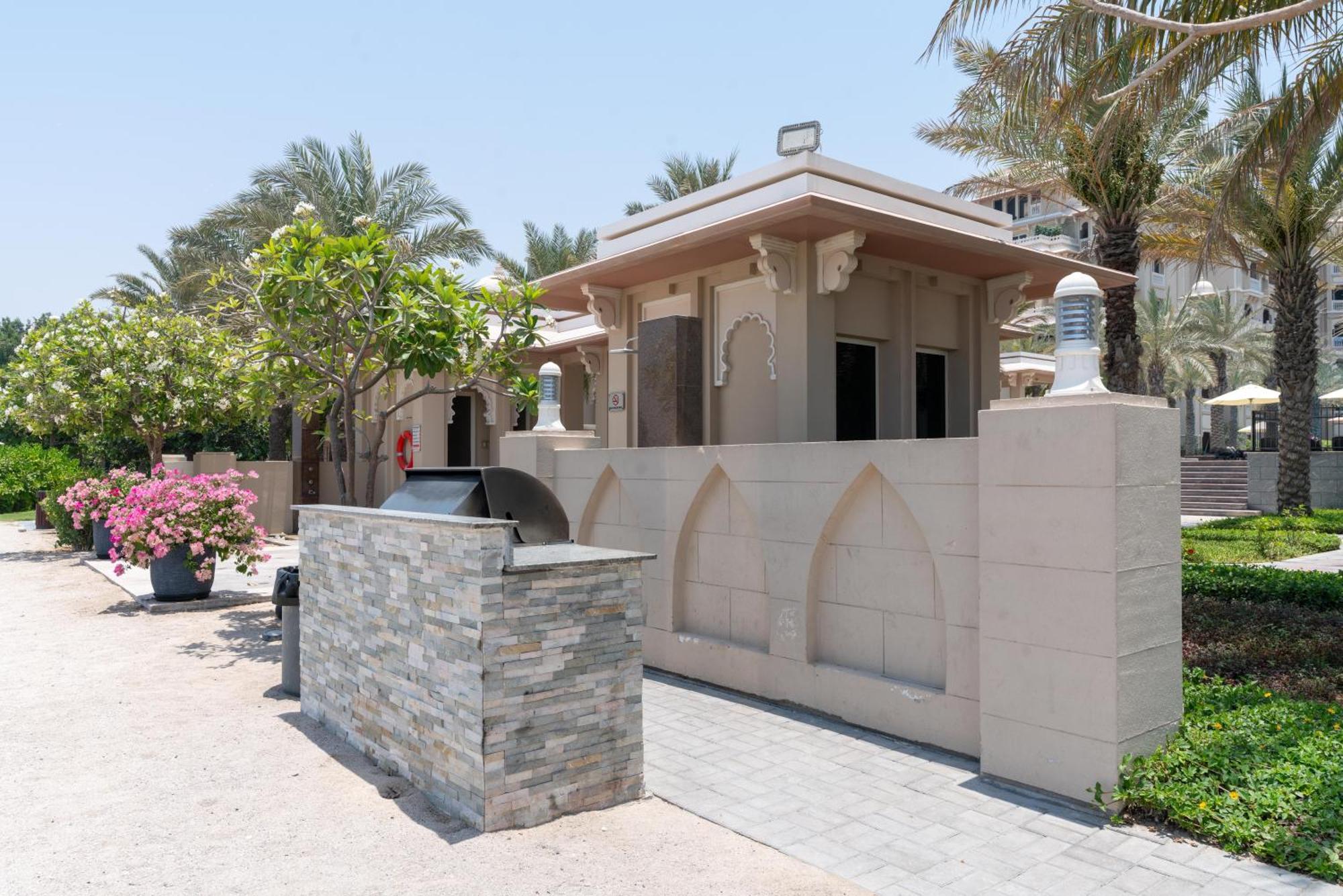Samaya Homes - The Palm Modern 1b With Access Dubai
